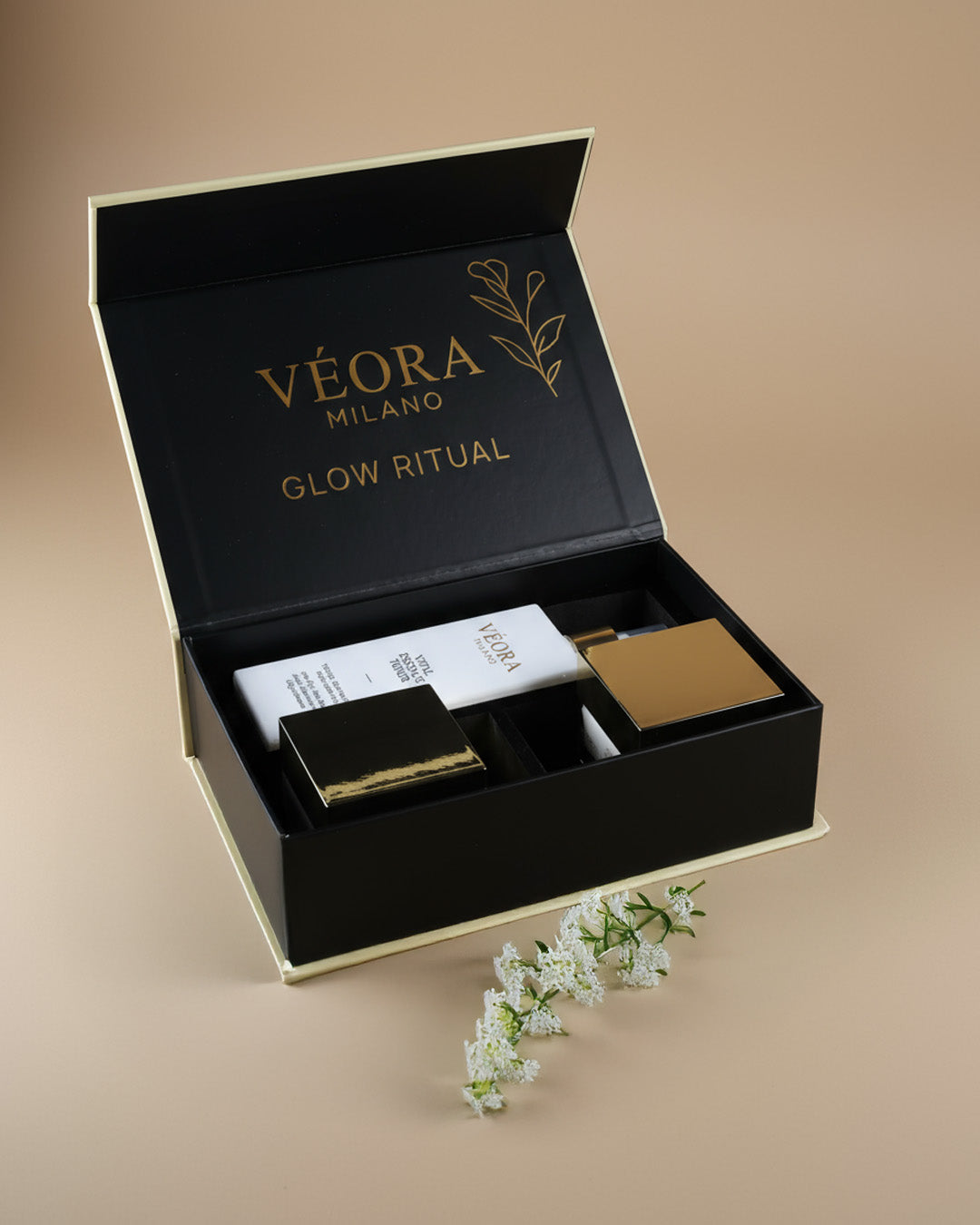 Confezione aperta del Veora Milano Glow Ritual Bundle